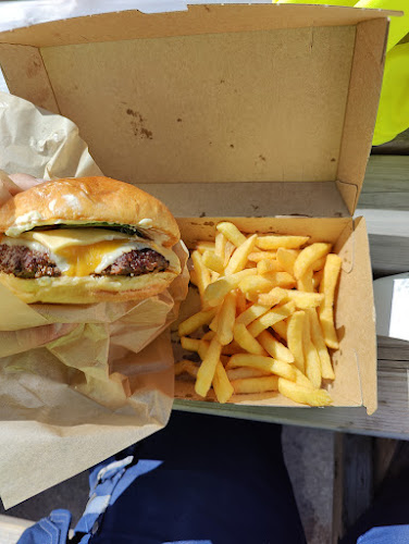 Comentarii opinii despre Wrapped up food truck