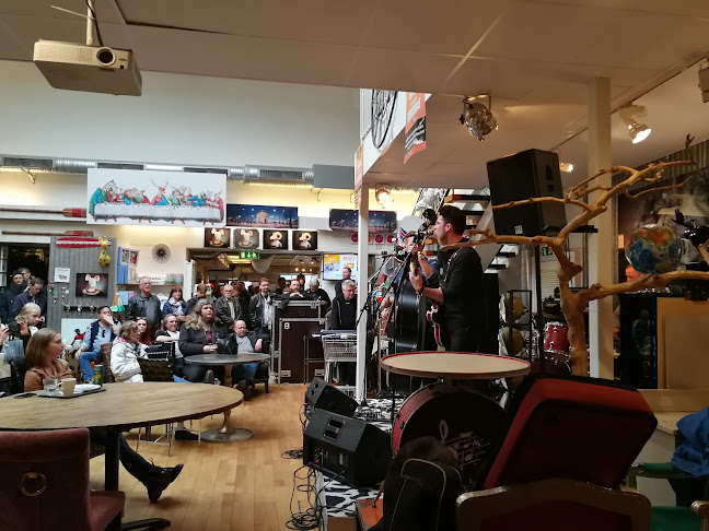 Global Living Phone number