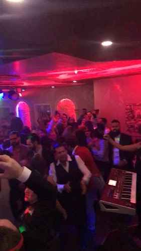 Mays Alreem - Gastronomi och hotellverksamhet