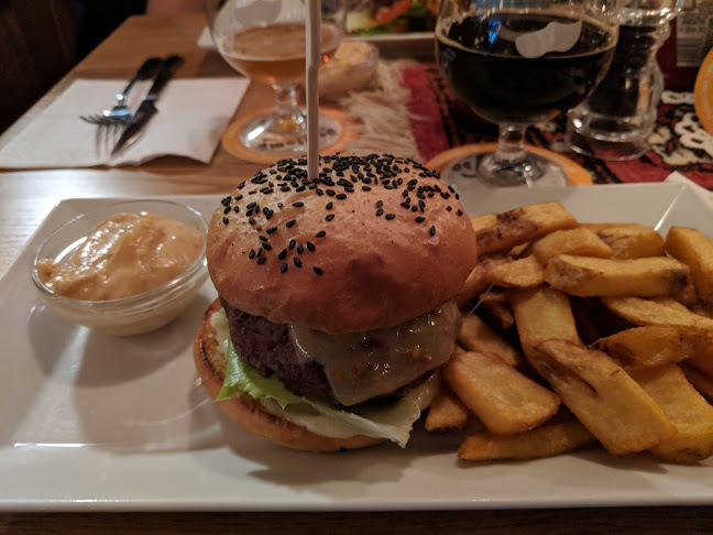 Comments and reviews of De Klomp