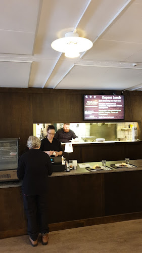 Opinii despre Restaurang Bella în Mölndal - Gastronomi och hotellverksamhet