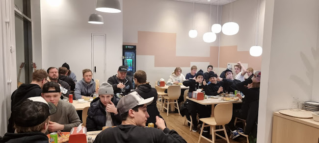 Comentarii opinii despre Nya Kebab House