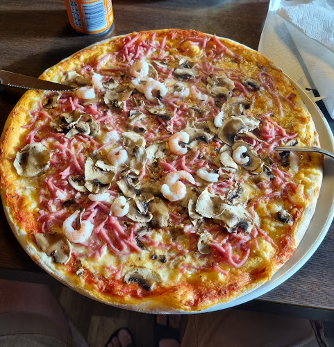 Hawaii Pizzeria Laholm - Laholm