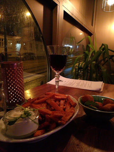 Blackbird - Gastronomi och hotellverksamhet