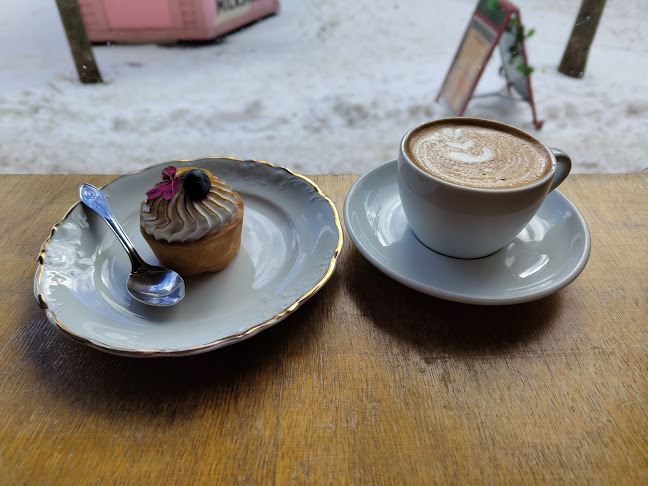 Bönan & Mustaschen - Gastronomi och hotellverksamhet