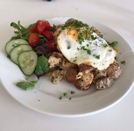 Reviews of Salong Juni in Kvissleby - Gastronomi och hotellverksamhet