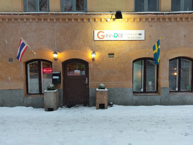 Comments and reviews of GinnDee Sushi & Wok