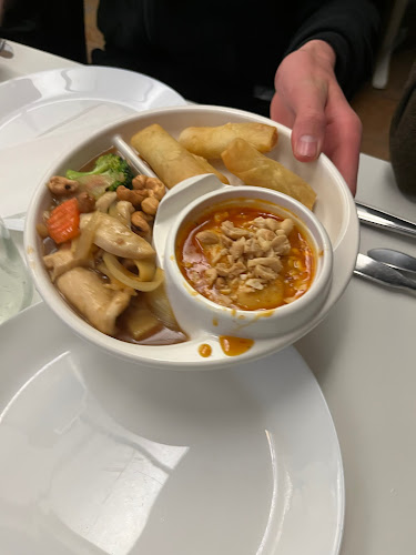 Kina & Thai Mat - Gastronomi och hotellverksamhet