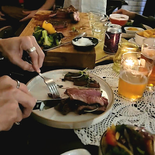 Bon - Gastronomi och hotellverksamhet