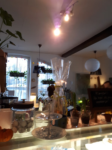 Atmajala Cafe, SUP och Yoga - Gastronomi och hotellverksamhet