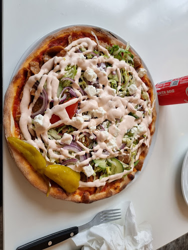 Pärla Pizzeria - Gastronomi och hotellverksamhet