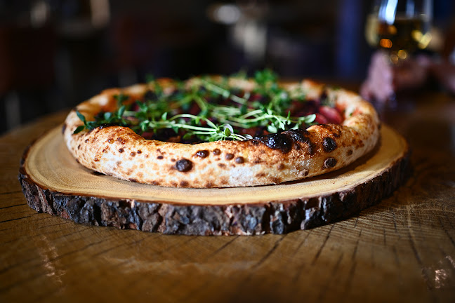 Opinii despre VED house - Restaurang Alingsås în Alingsås - Gastronomi och hotellverksamhet