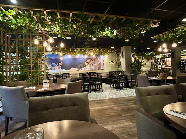 GREKISKA grill & bar - Gastronomi och hotellverksamhet