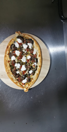 Broby Restaurang & Pizzeria Open Times