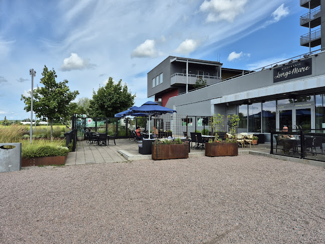 LungoMare - Gastronomi och hotellverksamhet