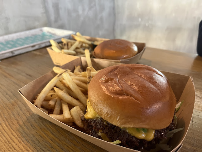 BABAS Burgers Nacka - Gastronomi och hotellverksamhet