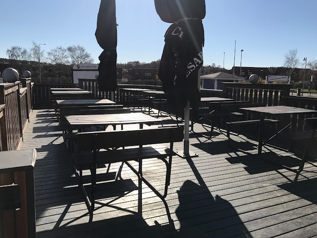 Opinii despre Cesar Pizzeria, Göteborg în Västra Frölunda - Gastronomi och hotellverksamhet