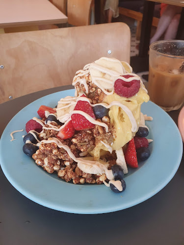 Comentarii opinii despre À la Lo