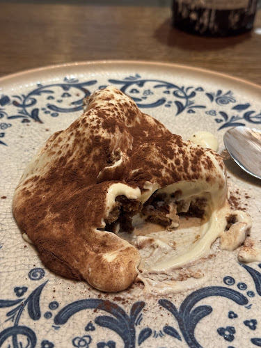 Reviews of Enoteca Sassi in Göteborg - Gastronomi och hotellverksamhet