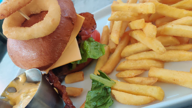 Reviews of Chill Out in Motala - Gastronomi och hotellverksamhet