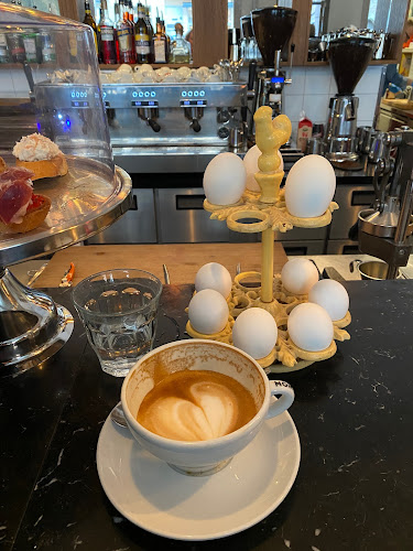 Reviews of Café in Stockholm - Gastronomi och hotellverksamhet