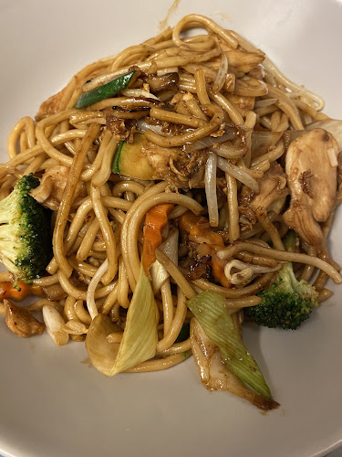 Rissne Sushi och Wok