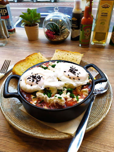 Comments and reviews of Eva's Brunch