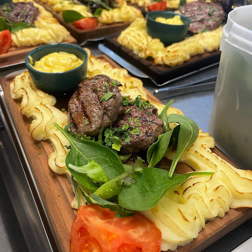 Bryggans kök & bar - Gastronomi och hotellverksamhet