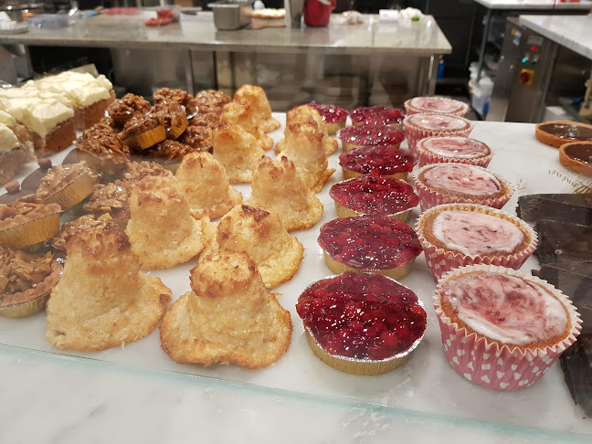 Systrarna Ericssons Hembageri - Gastronomi och hotellverksamhet