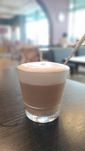 Comments and reviews of La Cuisine