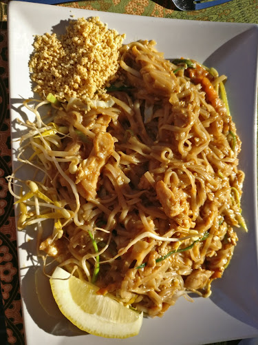 Tantawan Thai - Gastronomi och hotellverksamhet