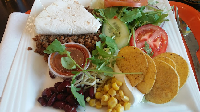 Opinii despre Cafe Lara în Örnsköldsvik - Gastronomi och hotellverksamhet