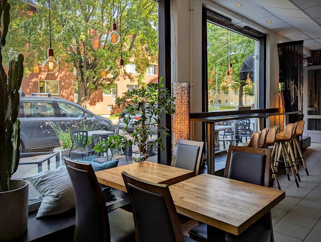 Opinii despre Bakom hörnet în Hägersten - Gastronomi och hotellverksamhet