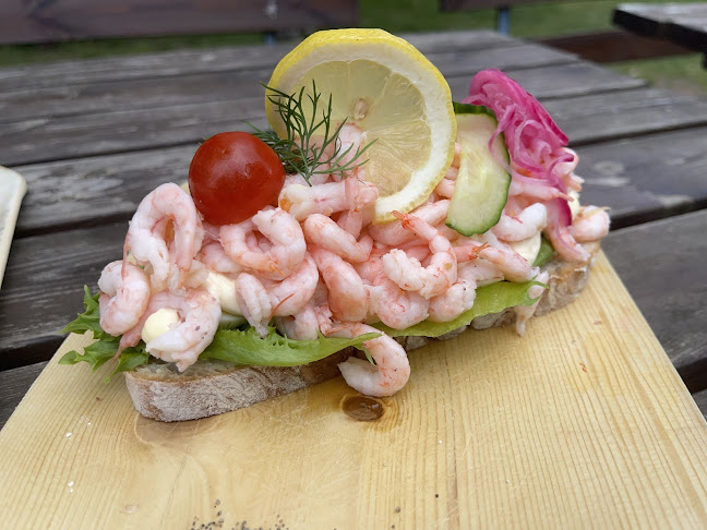 Väddö Gårdsmejeri - Gårdsbutik & Café - Väddö