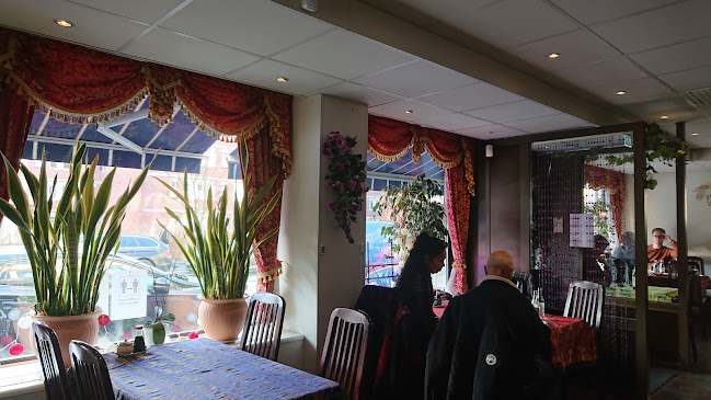 Thai Amari - Gastronomi och hotellverksamhet