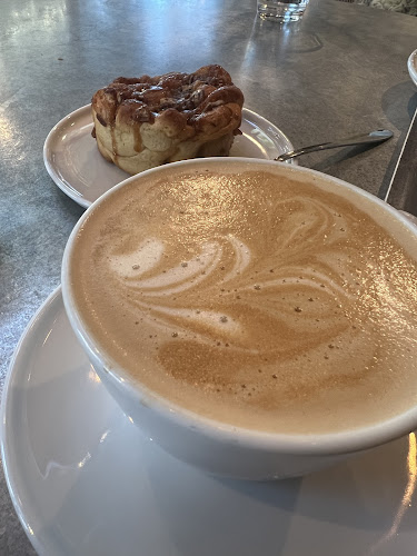 Opinii despre Espresso House Hudiksvall în Hudiksvall - Gastronomi och hotellverksamhet