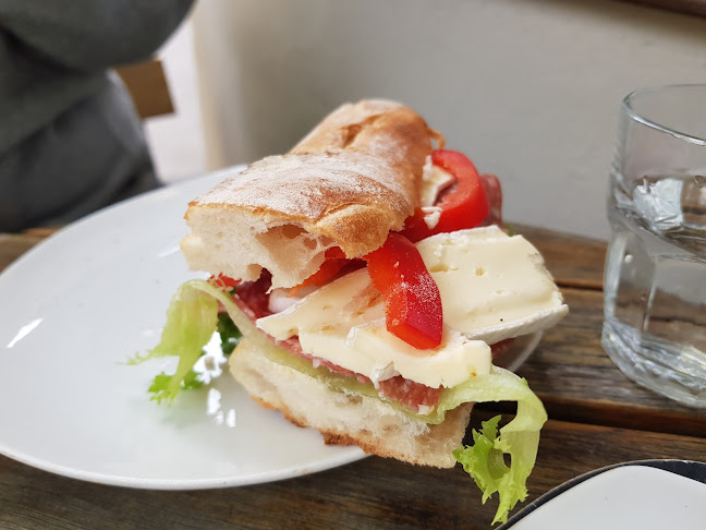 Gateau - Gastronomi och hotellverksamhet