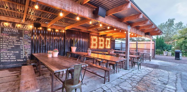 Comments and reviews of Holy Smoke BBQ