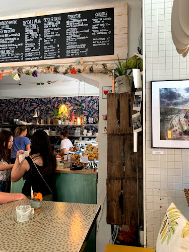 Wilmer Kaffebar Phone number