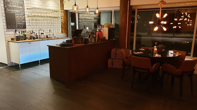 Karl XI:s väg 19, 302 36 Halmstad