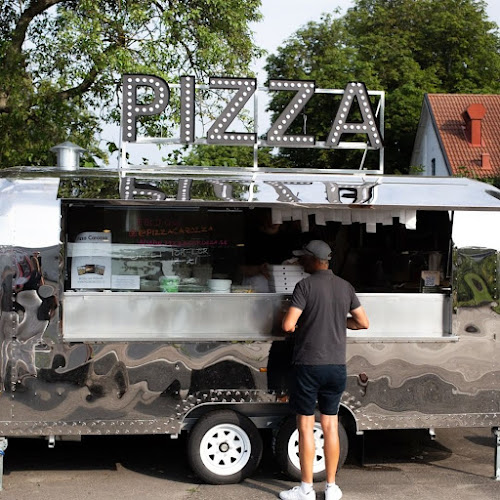 Reviews of Pizza Carozza - Åhus Täppet in Åhus - Gastronomi och hotellverksamhet