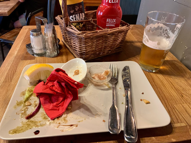 Pinocchio kök och bar Open Times