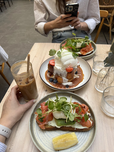 Jungfrugatan 7A, 114 44 Stockholm