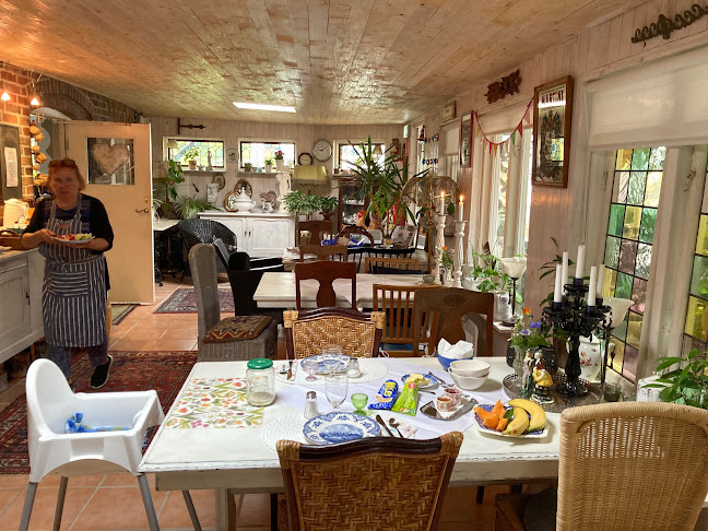 Opinii despre Tunnbygårdens "Gömda Skatter" în Nyhamnsläge - Gastronomi och hotellverksamhet