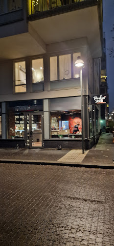 Hammarby Kaj 38, 120 63 Stockholm