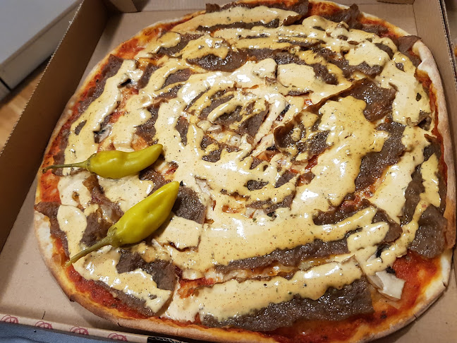 Eklanda Pizzeria - Gastronomi och hotellverksamhet