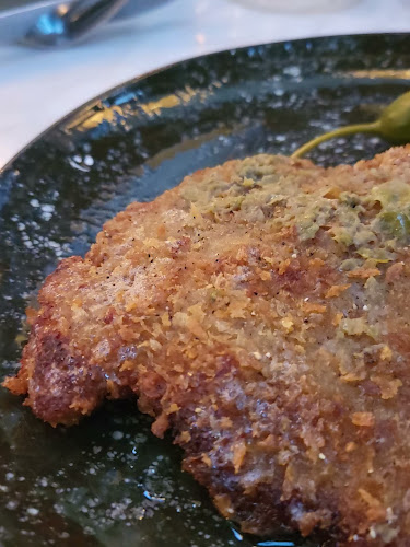 Tures - Restaurang & Bar - Gastronomi och hotellverksamhet