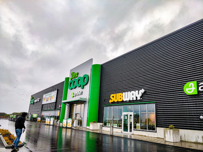 Comments and reviews of Subway