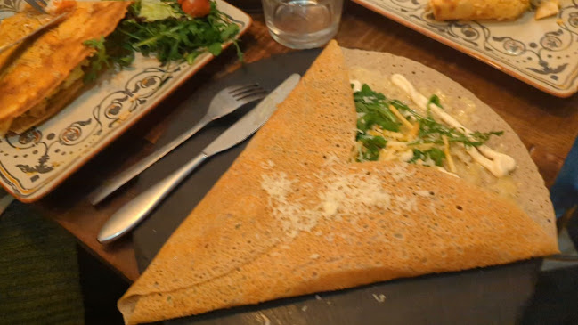 Ammos Café & Creperi - Gastronomi och hotellverksamhet