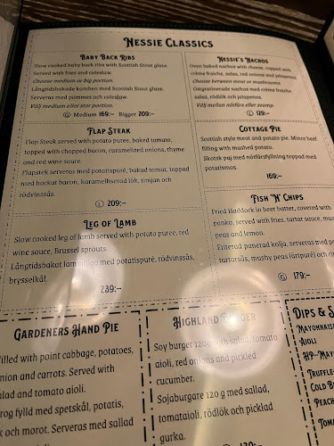 Pub Nessie - Gastronomi och hotellverksamhet